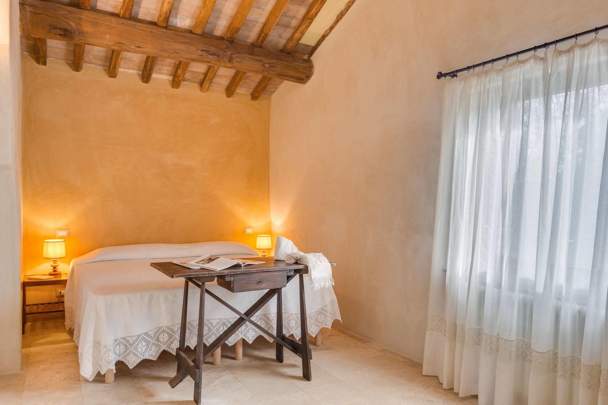 Agriturismo Le Canterie Radicondoli Екстер'єр фото
